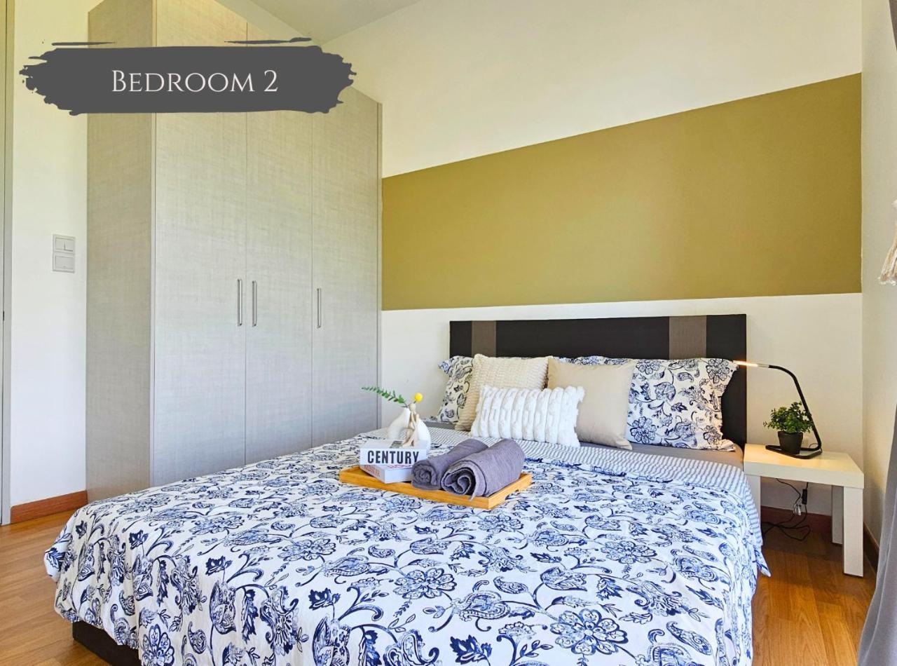 Conezion Near Ioi City Mall, Maeps Serdang, Putrajaya By Cloud Host Room photo